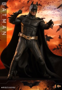 DC Hot Toys DC Comics Batman (Batman Begins)