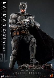 DC Hot Toys DC Comics Batman (Tactical Batsuit Version)