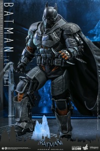 DC Hot Toys DC Comics Batman (XE Suit)