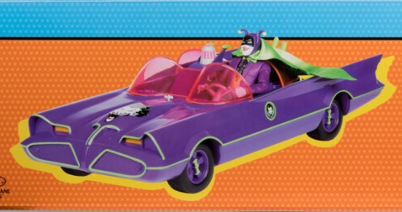 DC Retro 66 Batmobile with Joker Figure (Gold Label - Retro 66)
