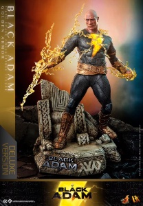 DC Hot Toys DC Comics Black Adam (Golden Armor - Deluxe)