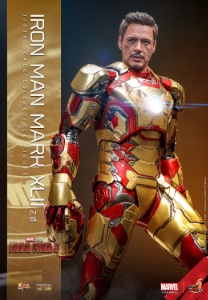 Hot Toys Marvel Iron Man Mark XLII (Collector Edition - 2.0)