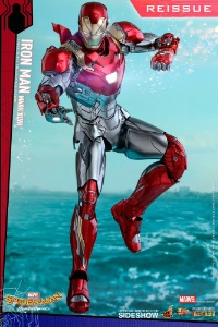 Hot Toys Marvel Iron Man Mark XLVII