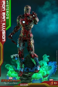 Hot Toys Marvel Mysterio's Iron Man Illusion