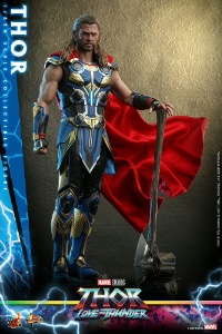 Hot Toys Marvel Thor