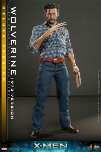 Hot Toys Marvel Wolverine (Deluxe - 1973 Version)