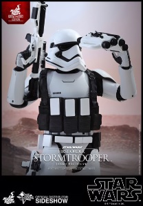 Star Wars Hot Toys Star Wars First Order Stormtrooper (Jakku Exclusive)