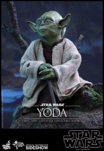 Star Wars Hot Toys Star Wars Yoda